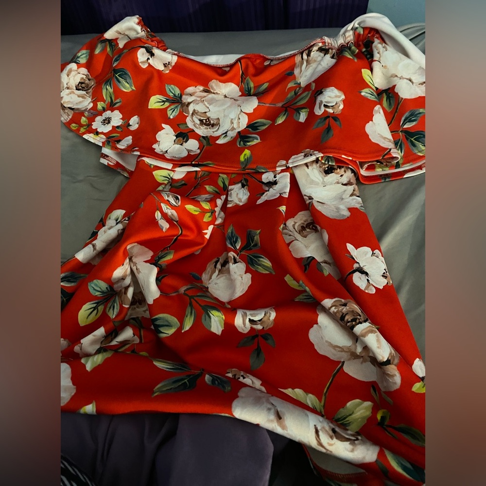 Red flower shoulder dress